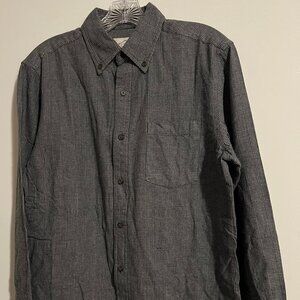 St. John’s Bay Classic Fit Gray Glen Plaid Long Sleeve Flannel – size S